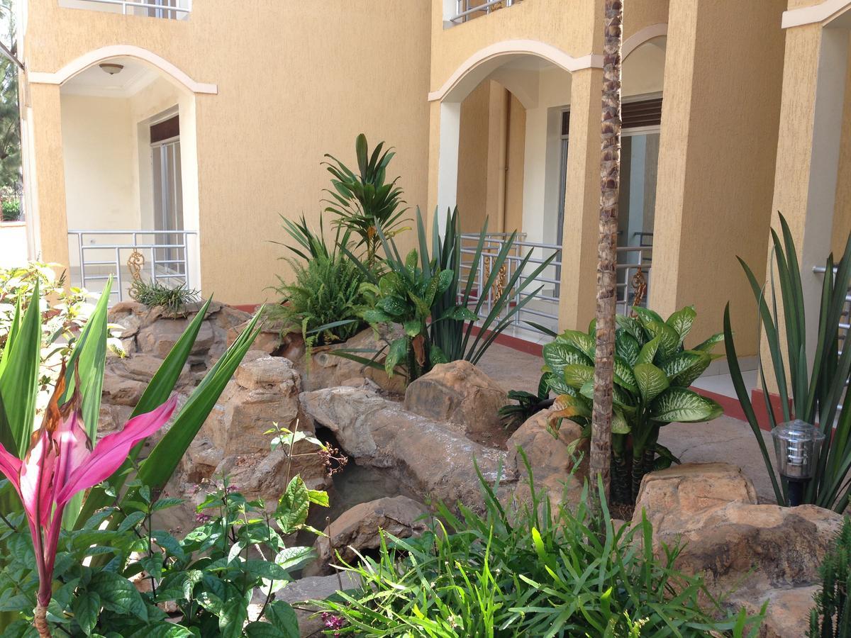 Heaven Restaurant & Boutique Hotel Kigali Eksteriør bilde